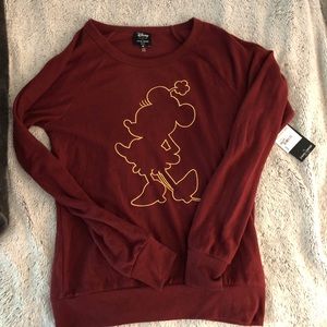 SUPER SOFT DISNEY SWEATER